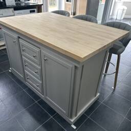 The Wessex Bespoke Custom Made To Order Kitchen Island Breakfast Bar Oak Top - thumbnail 2