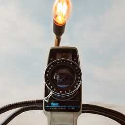 Lamp From Original Camera - Super 8 - thumbnail 2