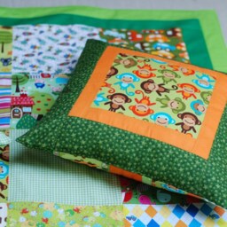 Made To Order Quilted Personalized Handmade Patchwork Quilt & Two Pillows Bedroom Blanket 140cm X 200cm - thumbnail 3