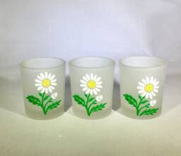 Daisy Votive Candle Holders - Frosted Spring Glass - Set Of 3 - thumbnail 1