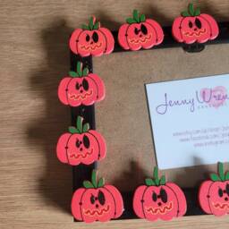 Wooden Pumpkin Button Photo Frame 4 X 6 Inches - thumbnail 4