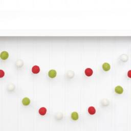 Wool Felt Ball Christmas Garland Red, Green, & White - thumbnail 2