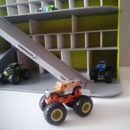 Personalized Wooden Toy Car Garage, Toy Garage, Boy Birthday Gift - thumbnail 4