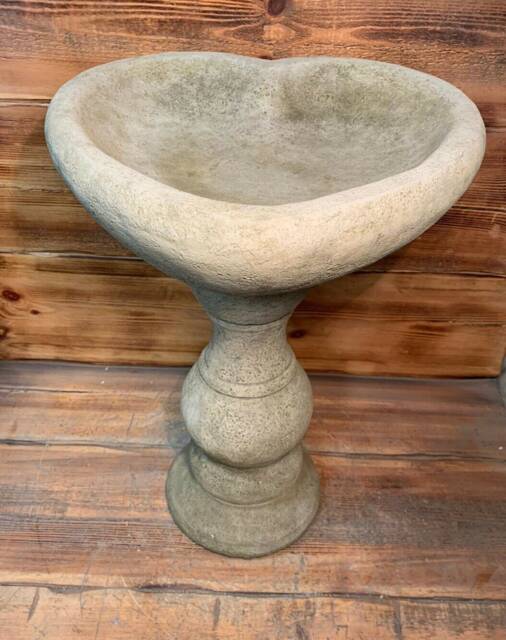 Stone Garden Love Heart Bird Bath Ornament Statue - image 1