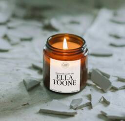 Smells Like Ella Toone Candle, Women's Football Gift, Luxury Soy Wax - thumbnail 1