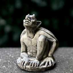Stone Gargoyle Statue Concrete Monster Sculpture Outdoor Demon Ornament Halloween Decoration Guardian Figurine Monster Lover Gift - thumbnail 1