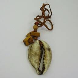 Survivor Season 33 Millenials Vs. Gen X Hidden Immunity Idol Prop Replica - Duty Paid - thumbnail 3
