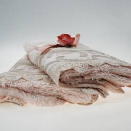 Lace Towel Set - thumbnail 3