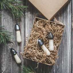 Christmas Mushrooms With Hooks Ceramic Vintage Tree Ornaments, Handmade Stinkhorn - thumbnail 3