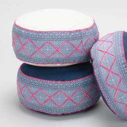 Hmong Hill Tribe Textile Zafu Ottoman, Hemp & Kapok Filled Meditation Cushion - thumbnail 2