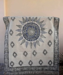 Large Block-Printed Cotton Dhurrie Rug, 5x8 Ft, Bohemian Decor - thumbnail 1