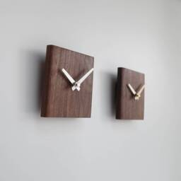 Framoku Mid Century Wall Clock Square Solid Walnut Wood - thumbnail 3