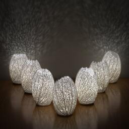 Hyphae Lamp 3D Printed Nylon Table Lamp With Branching Shadows - thumbnail 4
