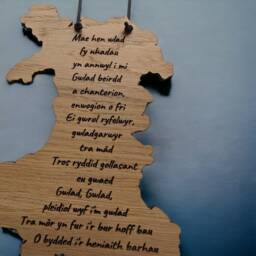 Welsh National Anthem Wooden Wall Hanging - Cymru Wales Home Decor - thumbnail 2