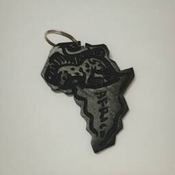 Handcrafted Iron Wood African Map Keyholder, Big Five Keychain - thumbnail 4