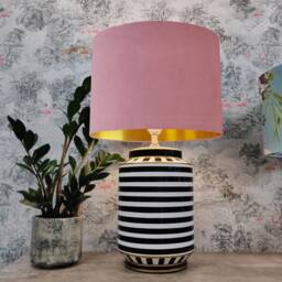 Light Pink Lampshade in Velvet With Gold Lining - thumbnail 3