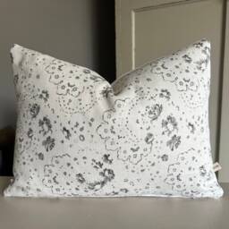 Cabbages & Roses New Penny Charcoal White Vintage Shabby Chic Cushion Pillow Cover - thumbnail 3