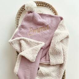 Faux Fur Baby Blanket Pink Powder With Pompom - thumbnail 4