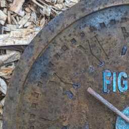 Rustic Cast Iron Style 500mm Wall Clock - A Personalisable Timepiece For Your Home - thumbnail 4