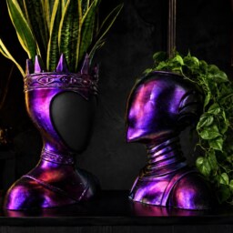Queen & Oracle Planters - Cast Stone Gothic Bust Plant Pots Purple Indoor Planter Set - thumbnail 2