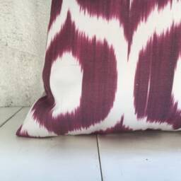Silk Ikat Pillow Cover - 24x24, Modern Accent - thumbnail 3