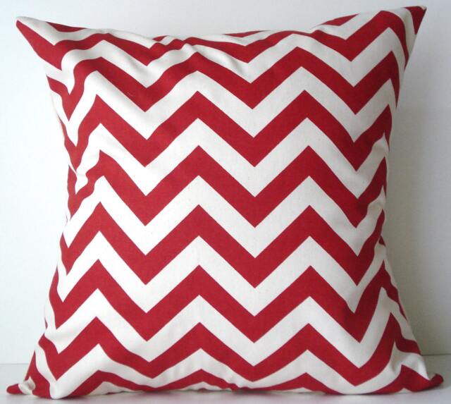 New 18x18 Inch Designer Handmade Pillow Case. in Red & Cream Chrvron Zig Zag Pattern