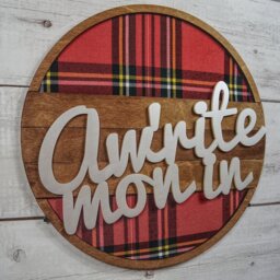 Scottish Welcome Sign Tartan Wreath, Rustic Farmhouse Decor - thumbnail 3