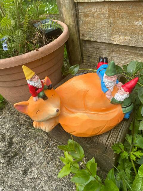 Solar Sleeping Fox With Gnomes Lighting Ornament Garden Patio Decor Flower Bed Large - image 1