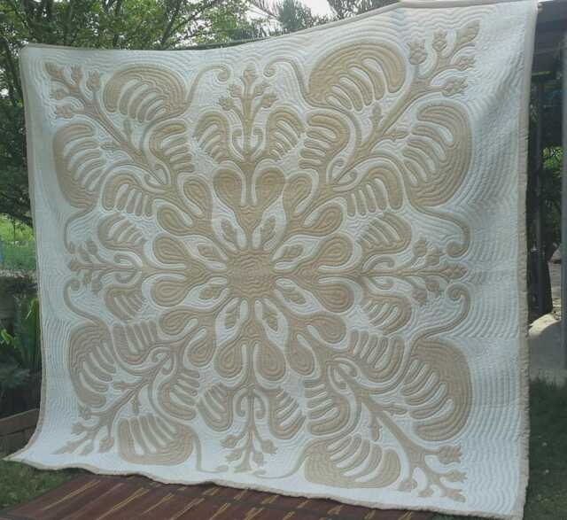 Bespoke Hawaiian Quilt, Homemade Bedspread, Queen-California King Size Prewashed Cotton Blankets, Handmade Gifts For Grandma - image 1
