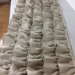 Linen Ruffled Bed Scarf - Ivory White Waterfall Tiered Bedding Throw - thumbnail 2