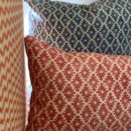 Linwood Ashfield in Faded Rose - Classic Rectangular Cushion 40 X 25cm - thumbnail 2