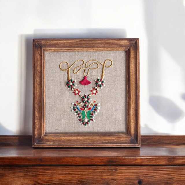 Necklace Royal Indian Jewellery Wall Art, Embroidery & Applique in Hoop Or Wooden Frame - image 1