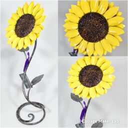 Handmade Sunflower Metal Sculpture Ornament Valentines Gift Display Anniversary Present Yellow Floral Centrepiece Mother's Day - thumbnail 4