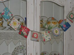 Handcrafted Wooden Bunting Made Using Cath Kidston Design Retro Shabby Chic Dresser Garland Vintage Gift Party Home Christmas Shelf Fab - thumbnail 1