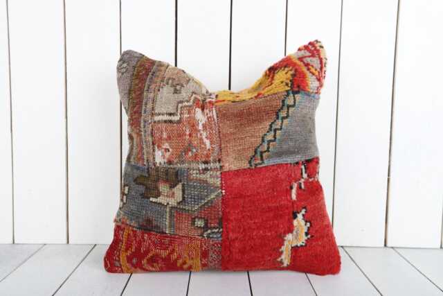 Vintage Turkish Kilim Pillow Cover - 16x16 Bohemian Decor - image 1