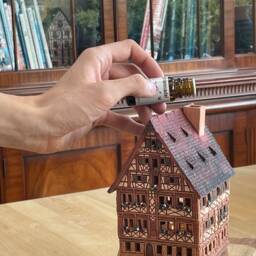 Midene Ceramic House Tealight Holder Collectible Miniature Replica Of The Historic Hotel Deutsches Haus in Dinkelsb??hl - thumbnail 3
