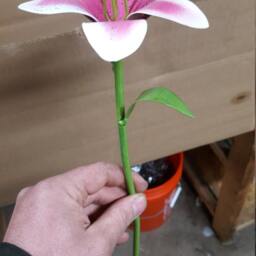 Metal Stargazer Lily, Flower, Mother's Day, 11Th Anniversary, 6Th 4Th Wedding Bouquet - thumbnail 2
