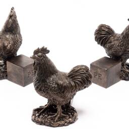 Antique Bronze Buff Orpington Chicken Plant Pot Feet - Set Of 3 - Handcrafted Garden Decor - thumbnail 2