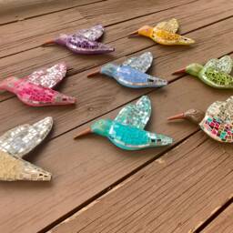 Mosaic Hummingbird, Ceramic Hummingbird, Wall Hanging Hummingbird, Garden Wall Art, Housewarming Hummingbird Art, Ceramic Art - thumbnail 2