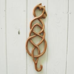 Celtic Cat Knot Wood Carving, Feline Animal Totem Wall Hanging - thumbnail 2