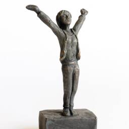 Devotion 2, Bronze Sculpture - thumbnail 2