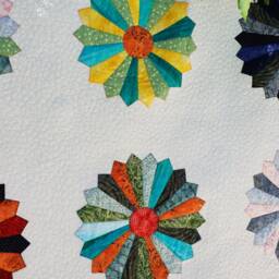 Double Sized Quilt Or Bedspread - thumbnail 2