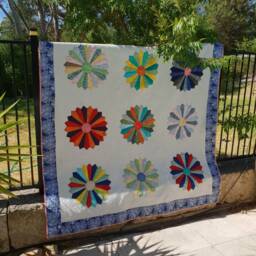 Double Sized Quilt Or Bedspread - thumbnail 4