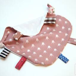 Cuddly Blanket, Comfort Cuddly Blanket For Girls Or Boys in Pink/Blue/Green With Crowns - thumbnail 3