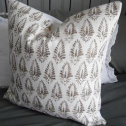 3 Color Options.farmhouse.pillow Cover.taupe.beige.ivory.cream Natural.leaf.agave. Pillowcover.slipcovers.toss Pillow.throw Pillow - thumbnail 2