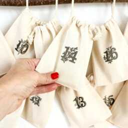 Sustainable Advent Calendar - 24 Hand-stamped Fabric Bags Reusable Cotton To Fill Eco-Friendly & Handmade - thumbnail 4