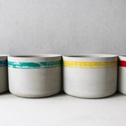 Concrete Planter With Yellow Strip - Round Minimalistic Concrete Succulent Pot Pot- Handcrafted Planter - thumbnail 2