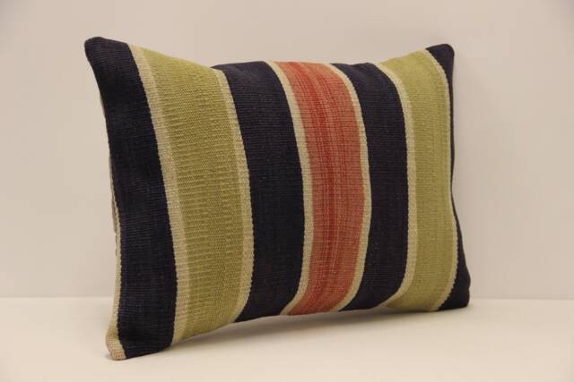 Vintage Turkish Kilim Pillow Cover, Wool Boho Cushion - 14x20 In - image 1