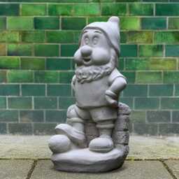 Garden Gnome Football Player Statue Cement Sports Figurine Funny Soccer Yard Sculpture Handcrafted Lawn Ornament Football Lover Gift - thumbnail 3