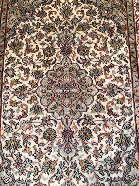 Size 2x3 Feet. Handmade Kashmiri Silk Carpet - image 1